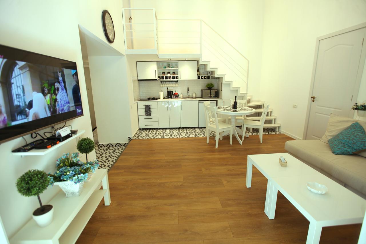 Diplomat Apartment Тбілісі Екстер'єр фото