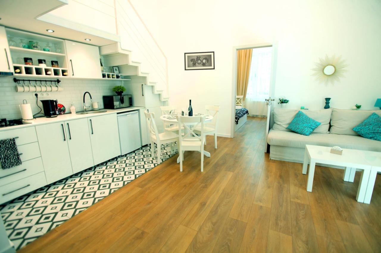 Diplomat Apartment Тбілісі Екстер'єр фото